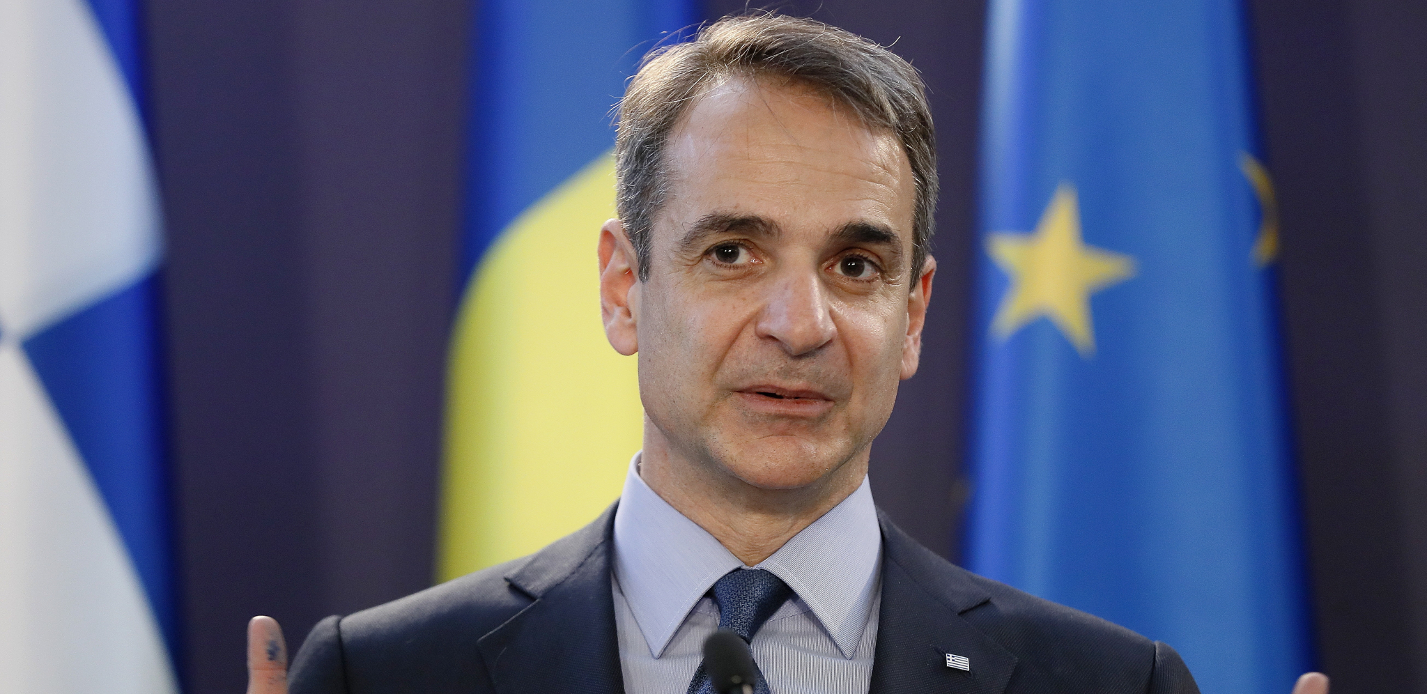 MICOTAKIS SKORO PA DA IMA RAZLOGA ZA SLAVLJE Po anketama vodi, ali....