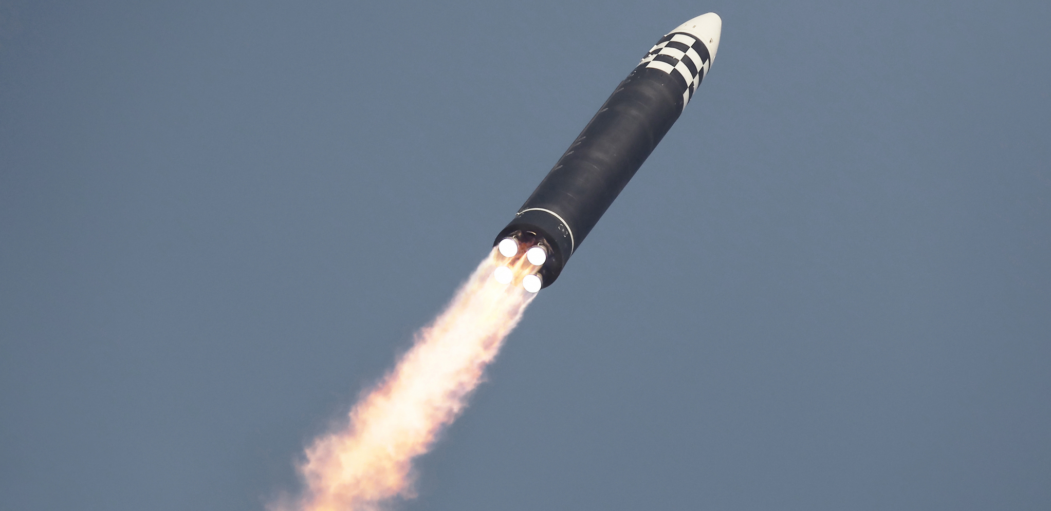 JUŽNA KOREJA I JAPAN U PANICI, STRAH OD NUKLEARNIH TESTOVA RASTE Sumnjiva raketa pala u more