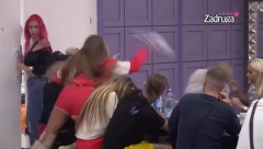 DALILA GAĐALA DEJANA FLAŠAMA Dragojevićka pobesnela zbog njegovih reči, cimeri nisu mogli da je smire