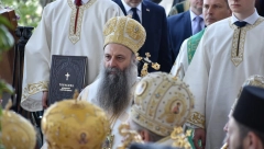 SVEČANO U CRNOJ GORI Patrijarh Porfirije predvodi litiju u Nikšiću (VIDEO)