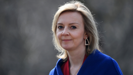 VLADU U LONDONU NE PODRŽAVA 77 ODSTO BRITANACA Porazni rezultat politike Liz Tras