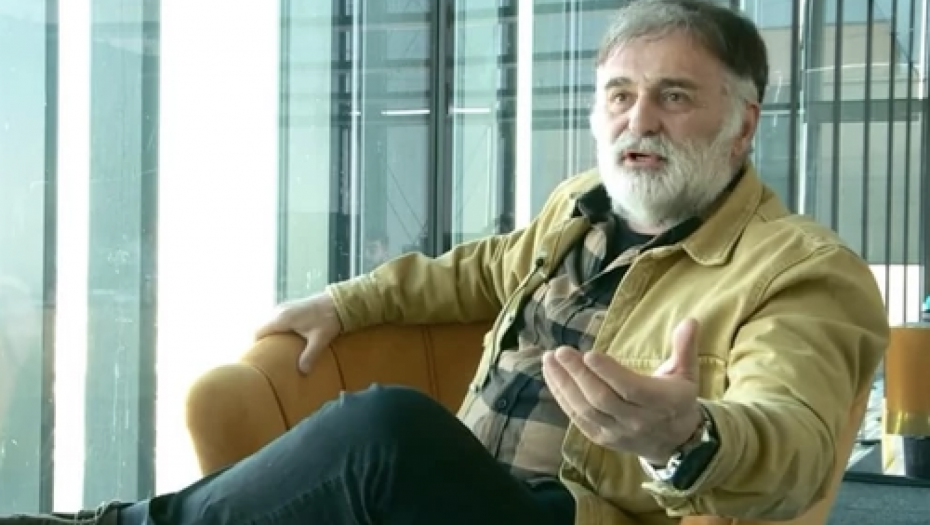 OVO JE PRVA SUPRUGA BRANISLAVA LEČIĆA Izgleda kao manekenka, a glumca je ostavila zbog 15 godina mlađeg stjuarda