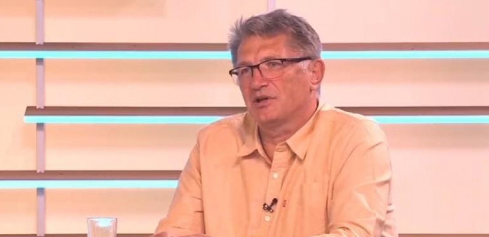 ŽELE SLOM VUČIĆA "U Srbiji deluju grupe za pritisak - partije i pokreti kojima je jedini program da su protiv predsednika Srbije" (VIDEO)