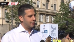 BEOGRAD JE PONOVO CENTAR SVETA Ministar Vanja Udovičić poslao moćnu poruku pred početak 35. Beogradskog maratona