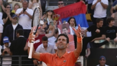 NOVAK NAPRAVIO ŠOU U PARIZU Đoković postaje di džej? (VIDEO)