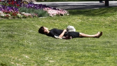 VREMENSKI ROLERKOSTER! Vrelo još danas, za vikend totalni obrt!