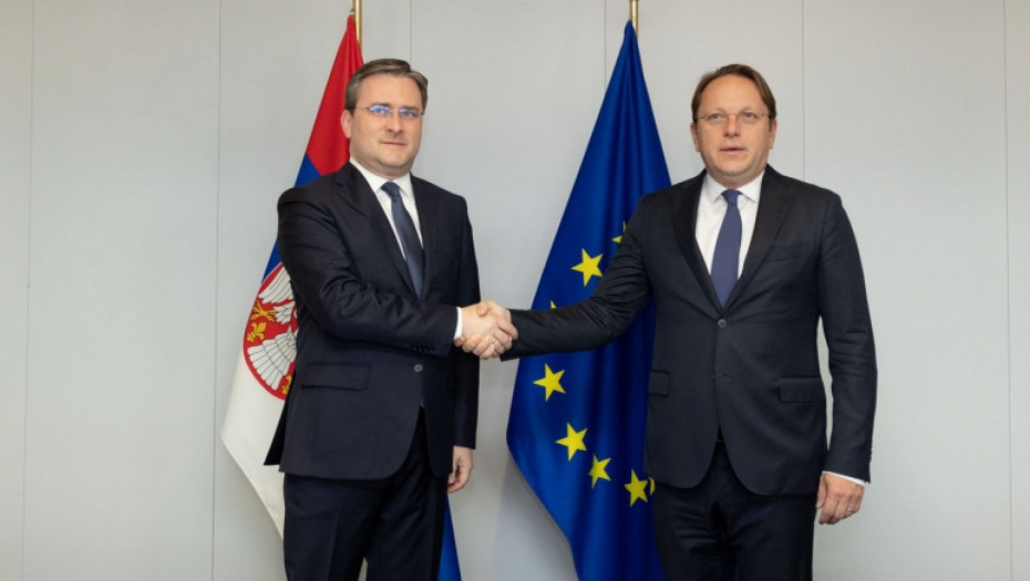 SELAKOVIĆ I VARHEJI: Dijalog Beograda i Prištine mora da se nastavi