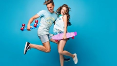 U SVOM FAZONU Momci i devojke, predlažemo vam kreativne načine da pozovete nekog na maturu