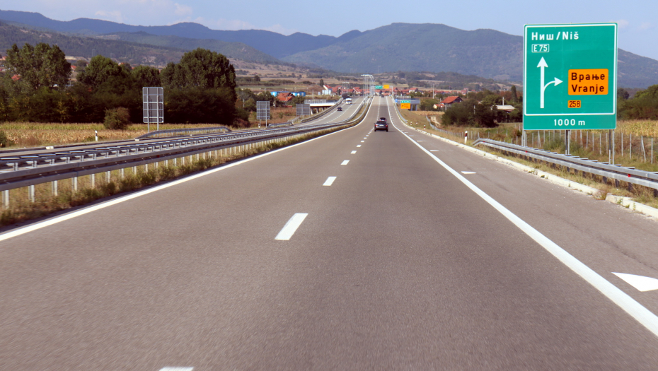 MIRNA GLAVA Zlu ne trebalo, ali ako se razbolite ili povredite u inostranstvu - pokriveni ste: Bez zdravstvenog osiguranja ne krećite na put