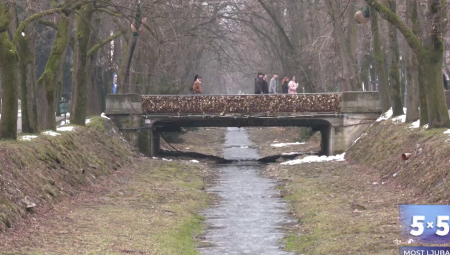 VRNJAČKA BANJA PRKOSI PARIZU Otkrivamo tragičnu priču koja se krije iza Mosta ljubavi