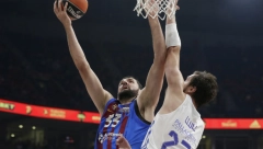 REAL U ZAVRŠNICI ZA INFARKT BOLJI OD BARSELONE Kataloncima malo i +13, Madriđani protiv Efesa za trofej