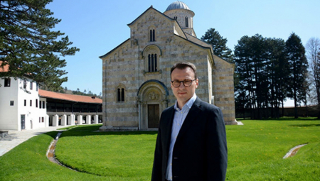 KURTI SANJA O SEVERU KOSOVA Petković: Snima spotove da bi sebe ubedio u svoje snove