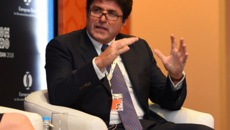 BOLESNO Šolakovi mediji optužili predsednika da preti nestašicama i švercom: Ceo svet priča  o krizi, a opozicionari  napadaju Vučića