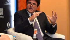 BOLESNO Šolakovi mediji optužili predsednika da preti nestašicama i švercom: Ceo svet priča  o krizi, a opozicionari  napadaju Vučića