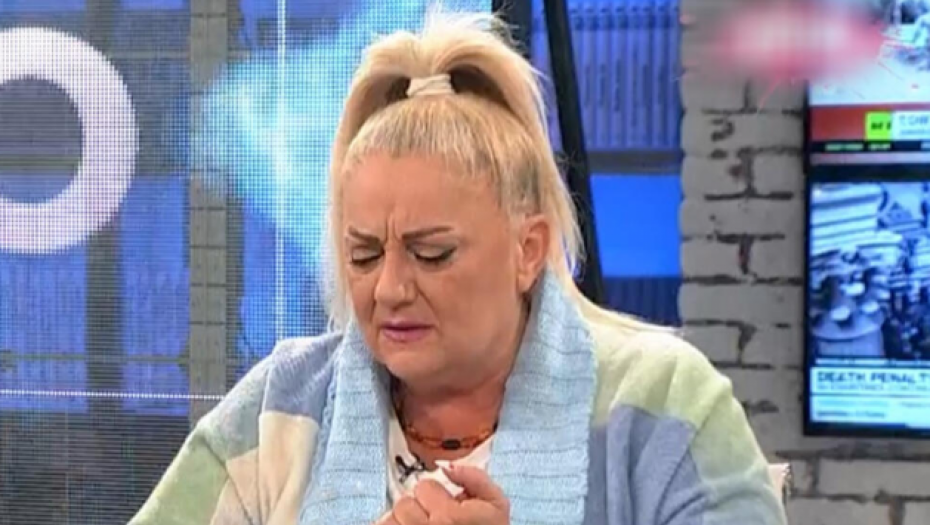 OTAC ME JE OŠIŠAO NA ĆELAVO, PRETUKAO JE MAJKU, NA KRAJU SAM UZELA NOŽ  Vesna Rivas progovorila o porodičnom nasilju