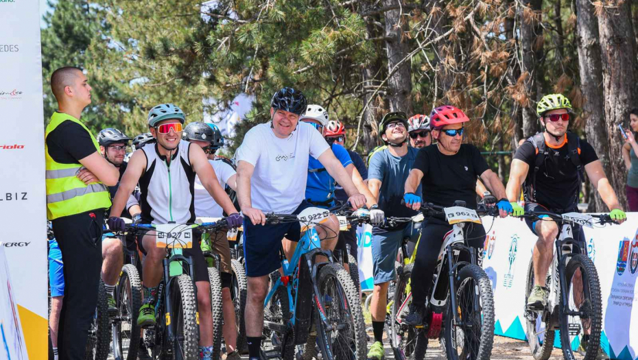 Mirović označio početak MTB trke u okviru manifestacije „Tour de Fruška“