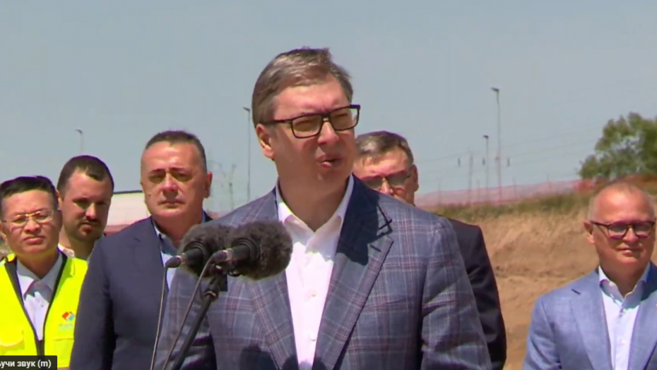 PREDSEDNIK VUČIĆ NA OBILAZNICI BUBANJ POTOK "Ovo je žila kucavica Srbije, ovako raste srpska ekonomija"