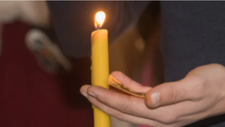 SLAVSKA SVEĆA NE SME DA SE BACA Ako ne izgori do kraja, evo šta treba sa njom da uradite, a da ne pogrešite