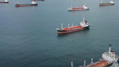 CENE NAFTE POGURALA NADA U POPUŠTANJE KOVID MERA U KINI Zalihe benzina sve veće , a ovo je vrednost ''Crnog zlata'' na svetskom tržištu