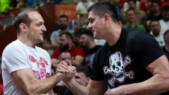 STARO DRUŠTVO PONOVO NA OKUPU Legende Zvezde bodre crveno-bele protiv Partizana, tu je i Darko Miličić (FOTO)