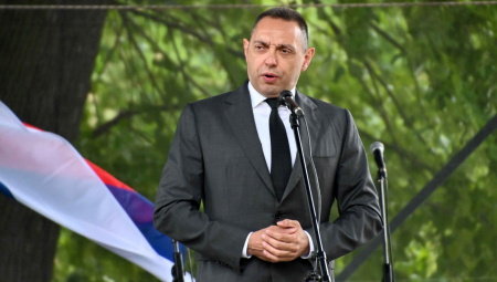 MINISTAR VULIN ODLUČNO Kazne za lažne dojave o bombi bi trebalo da budu strožije