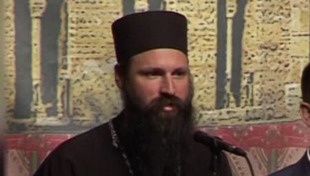 EPISKOP ILARION SLUŽIO PARASTOS SRBIMA UBIJENIM NA KOSOVU Žrtve ne smemo da zaboravimo