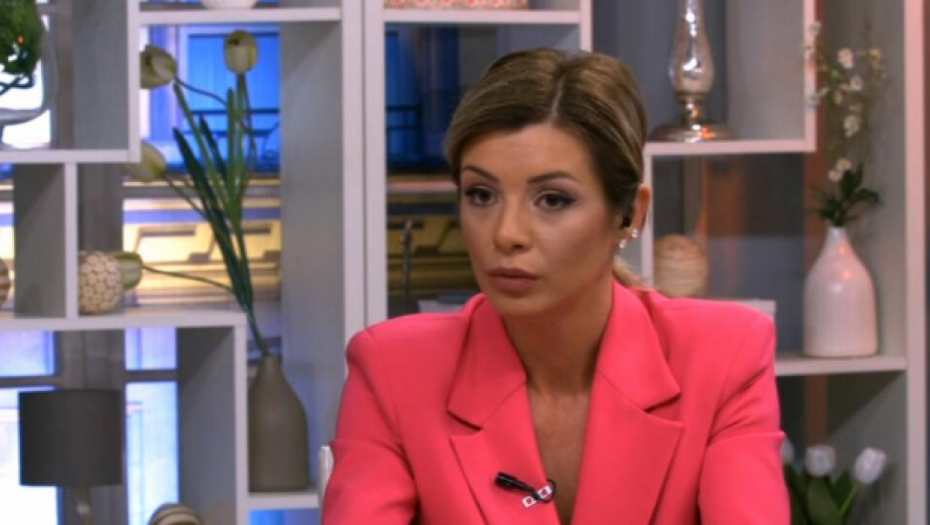 ZAVELA JE PETRA STRUGARA, VOLELA MIKIJA ĐURIČIĆA: Vodila je rijaliti, a onda ODJEDNOM NESTALA - evo kako danas izgleda Anđela Lakićević!