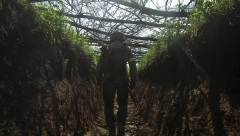 "NADRLJAO SAM ZA SVE PARE" Demoralisani ukrajinski vojnik pre rata prodavao sijalice, a sada... (VIDEO)