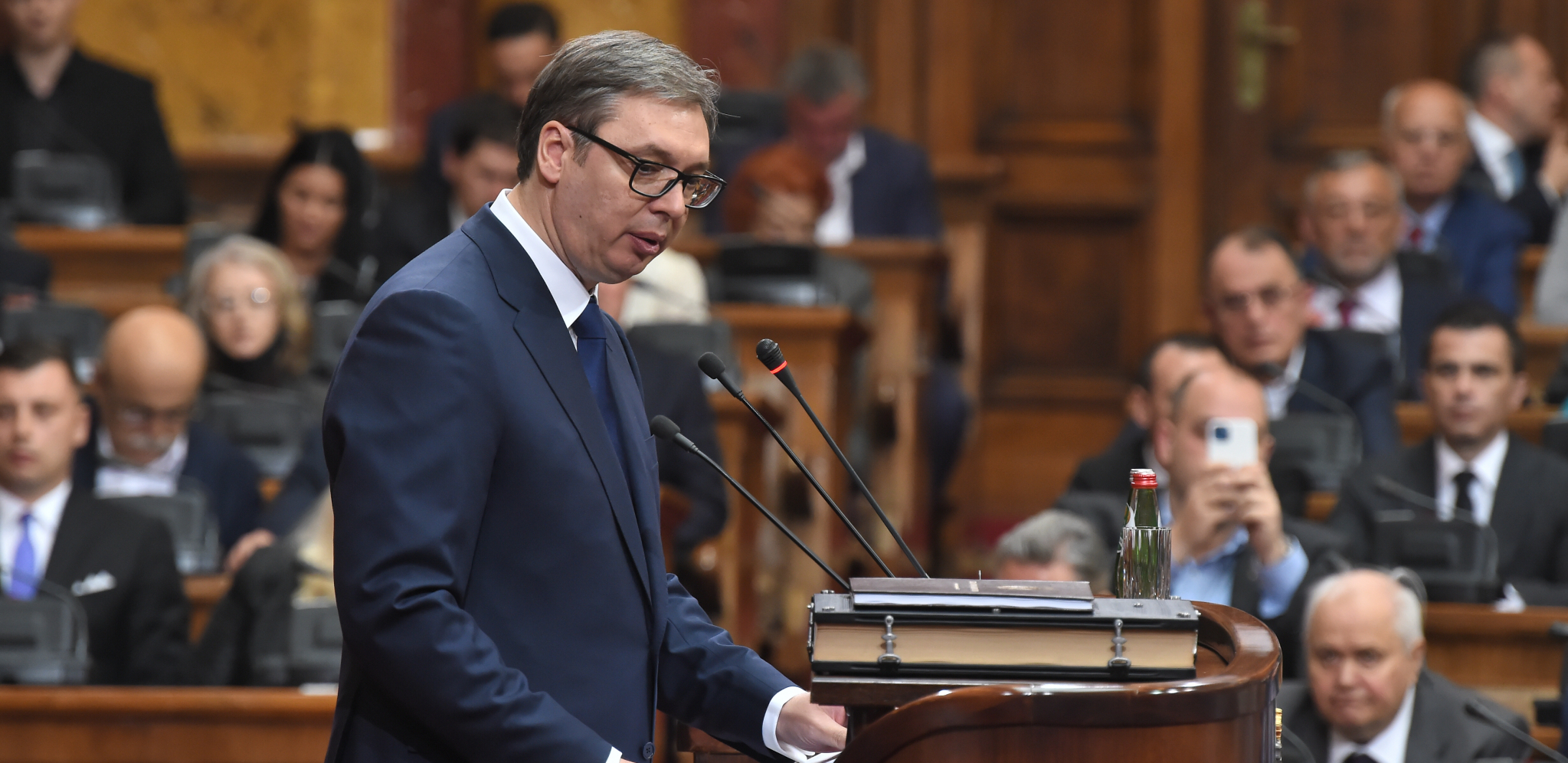 MOĆNI ZAPADNI LIDER RAZGOVARAO SA VUČIĆEM DO KASNO U NOĆ Učinili ste Srbima veliku nepravdu - Aleksandre, vi ste u pravu, ali to se neće promeniti, evo šta Srbija treba da učini