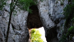 NAJVEĆI PRIRODNI KAMENI MOST U SRBIJI Prerast Šuplja stena svakog posetioca ostavlja bez daha