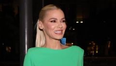 NAPRAVILA HAOS U AMERICI Nataša Bekvalac prevarila ljude, pevačica slagala kada joj je rođendan i dobila ovo (VIDEO)