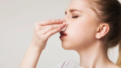 MUČI VAS ZAPUŠEN NOS? Probajte tri trika koja će vam pomoći kod prehlade i alergije