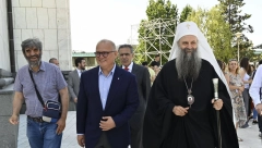 Vesić i patrijarh Porfirije ugostili decu sa Kosova i Metohije i iz Crne Gore