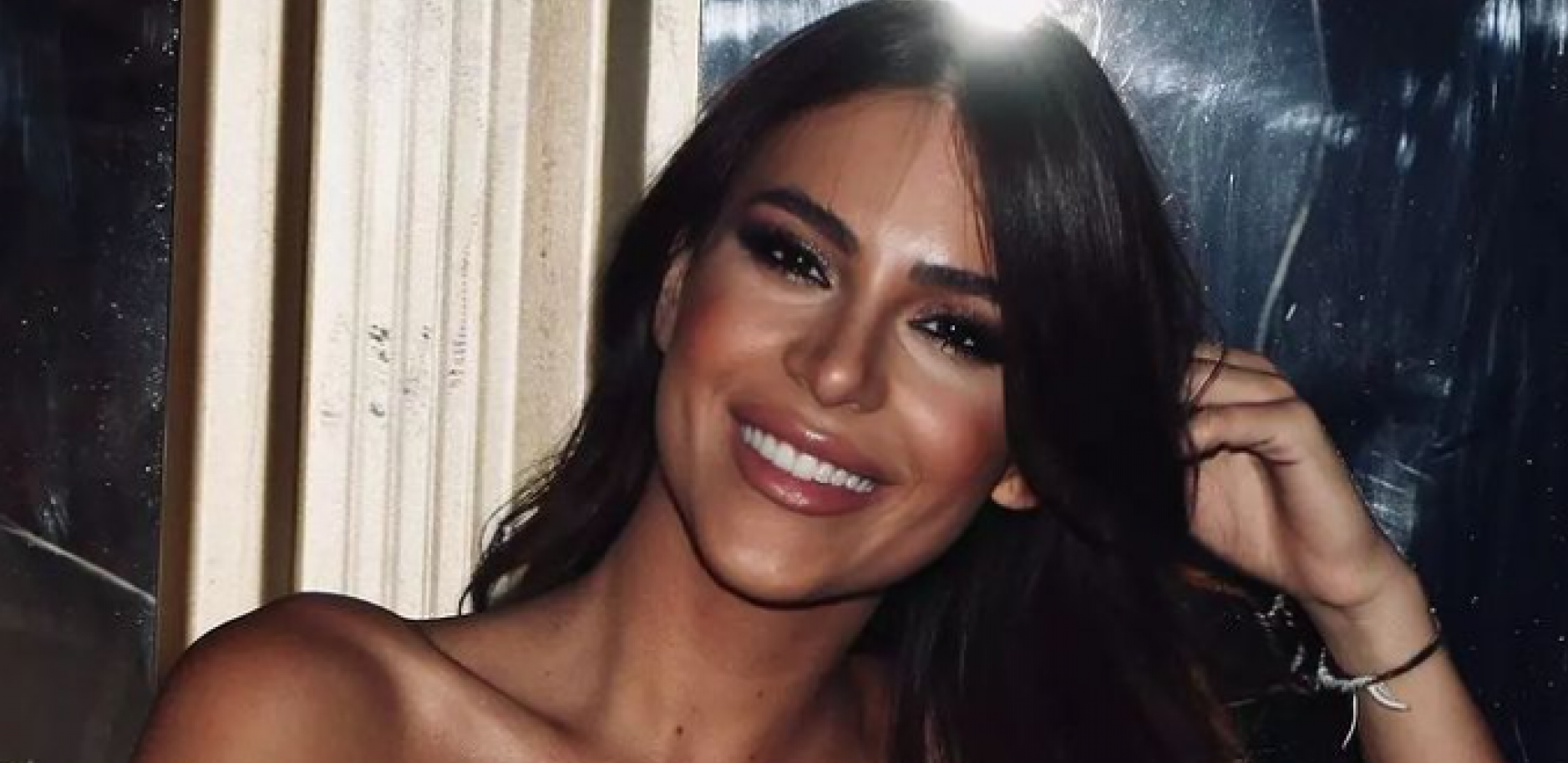 TRUDNA ANASTASIJA NA TRIBINAMA Ražnatovićeva bez trunke šminke bodrila Gudelja, a društvo joj pravio ovaj muškarac! (FOTO)