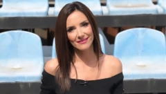 POZIRALA NA DASCI ZA SURFOVANJE Voditeljka uživa u avanturama na vodi, a njene fotografije oduzimaju dah (FOTO)