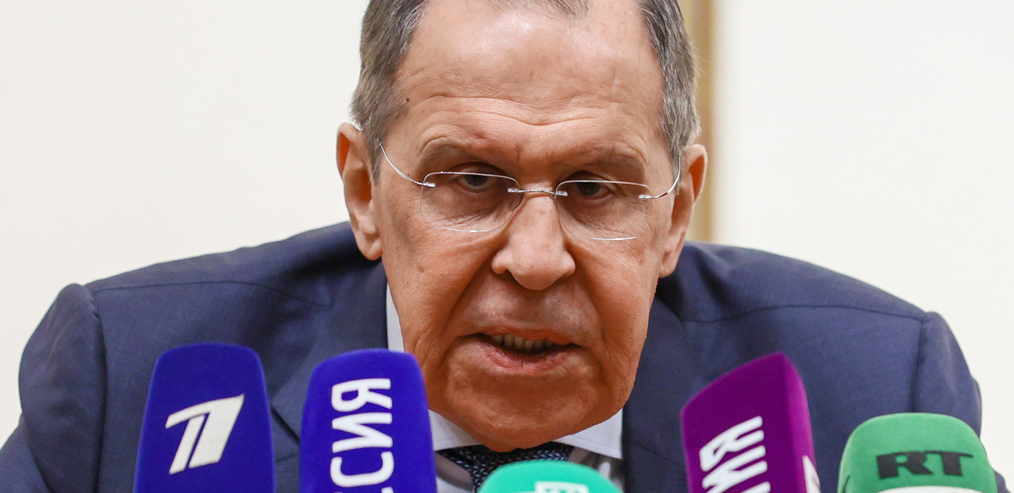 MOSKVA BESNA, LAVROVOV HITNO INTERVENISAO Tražili smo od kabineta Borelja, nisu nam dali!