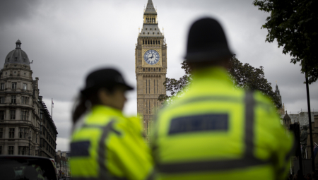 BRITANKE ZBOG KRIZE ODLAZE U PROSTITUKE! "Nemaju gde sa klijentima, sastaju se i na ulici!"