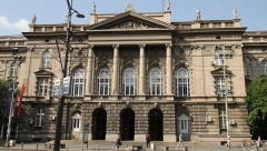 PIJANISTA IMA KRATKE PRSTE, ALI DUG JEZIK Nove optužbe protiv docenta Andreja Josifovskog, koji se proslavio svetlećim penisom (VIDEO)