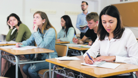 CENA ZNANJA Ne zna se da li je mala matura veća muka za đake, roditelje ili nastavnike