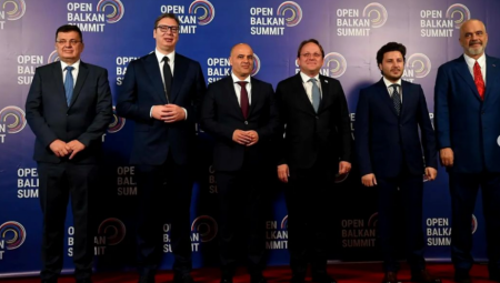 PREDSEDNIK VUČIĆ POSLAO JAKU PORUKU SA OHRIDA: Ovo je inicijativa ljudi sa Balkana koji su se povezali da samostalno rešavaju probleme