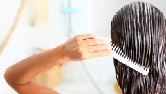 Za sjajnu kosu, punu volumena: Tri stvari koje morate da uradite pre pranja