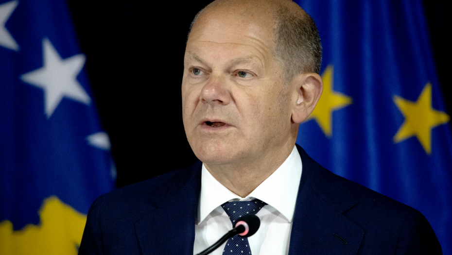 ŠOLC IZMISLIO DRŽAVNI UDAR? Srpski Tviter otkrio zaveru veka