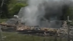 (UZNEMIRUJUĆI VIDEO) OD TOG 10. JUNA U SELU ČEMERNO VIŠE NIKO NE ŽIVI Zločinačka muslimanska vojska dobila naredbu - Uništite sve što je srpsko!