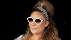 U OVAKVOM IZDANJU JE RETKO VIĐAMO Ana Nikolić izašla na ulicu i odmah se fotkala, pa sve to javno objavila (FOTO)