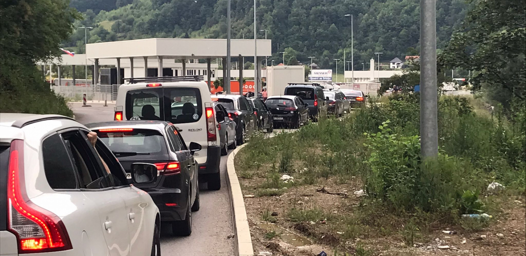 ČEKANJA I PO OSAM SATI Na ovim graničnim prelazima je najveća gužva