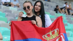 VELIKA PODRŠKA ZA "ORLOVE" Ljubljana u bojama srpske zastave, veliki broj navijača stigao na "Stožice" (FOTO)