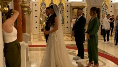 CEREMONIJA VENČANJA JE UPRAVO POČELA Miloš i Nina izgovoriće sudbonosno "da", a mlada izgleda kao prava princeza (FOTO)