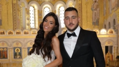 PRVI PLES ĐANIJEVOG SINA I SNAJKE Vatromet i specijalni efekti ostavili sve bez teksta, mladenci zaplesali uz ovaj čuveni hit (VIDEO)