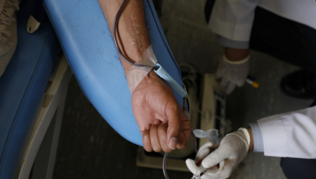 HITNO POTREBNE B NEGATIVNA I 0 KRVNA GRUPA Rezerve krvi smanjene