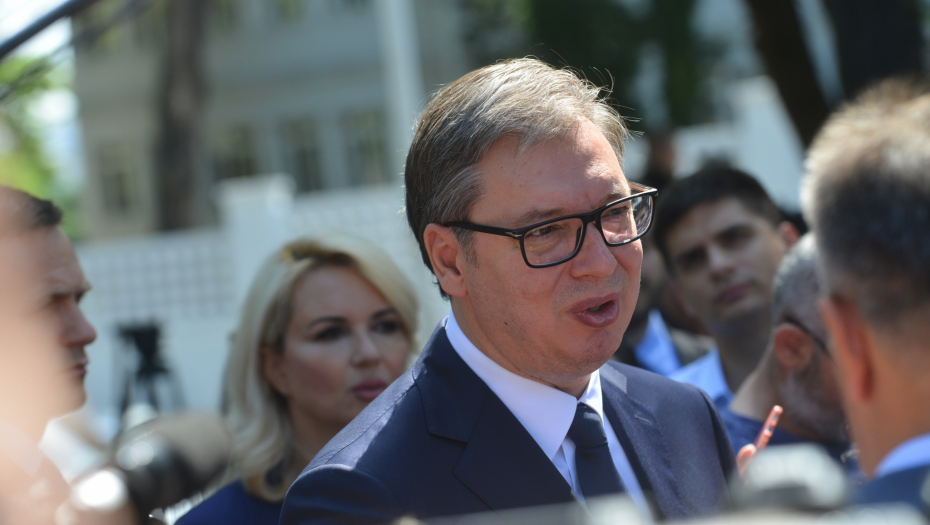 VUČIĆ ODLUČUJE O ODLASKU U BRISEL Konsultacije u toku